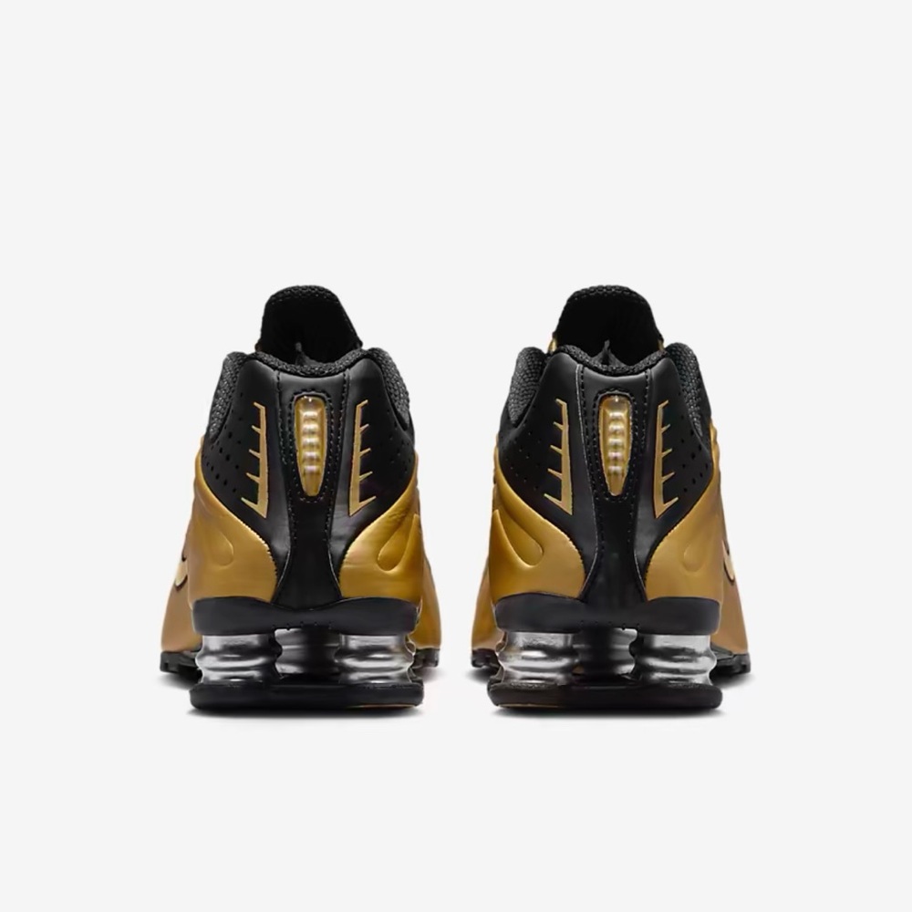 Nike WMNS Shox R4
Sneakers 
Black/Metallic Silver/Metallic
Gold
Style AR3565-005 - Picture 12 of 16